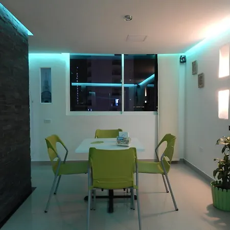 Lux Bocagrande Apartamento *
